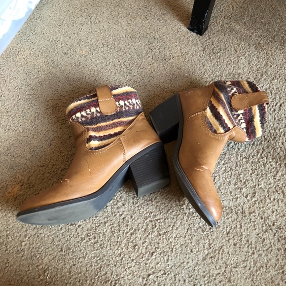 Maurices Shoes - MAURICES BOOTIES👢👢👢👢👢